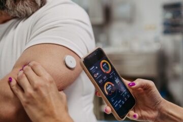 Glucose Monitor: Factors to Consider for Effective Diabetes Management